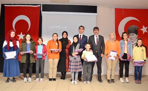 İlçemizde 12 Mart İstiklal Marşının Kabulü ve Mehmet Akif ERSOY’u Anma Programı Gerçekleştirildi.